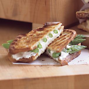 Asparagus and Goat Cheese Panini Recipe Asparagus and Goat Cheese Panini Recipe