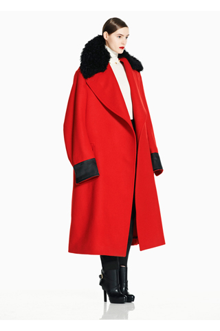 Photos of Alexander McQueen Pre-Fall 2011 Collection Photos of Alexander McQueen Pre-Fall 2011 Collection