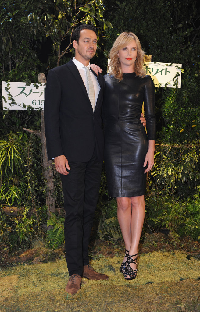 For the Snow White and the Huntsman Tokyo photo call, the starlet chose a sexy The Row leather dress and Dior sandals.
For the Snow White and the Huntsman Tokyo photo call, the starlet chose a sexy The Row leather dress and Dior sandals.