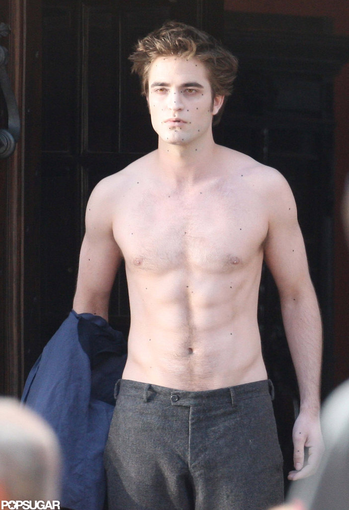 Robert Pattinson Went Shirtless For The Cameras While In Italy For ...