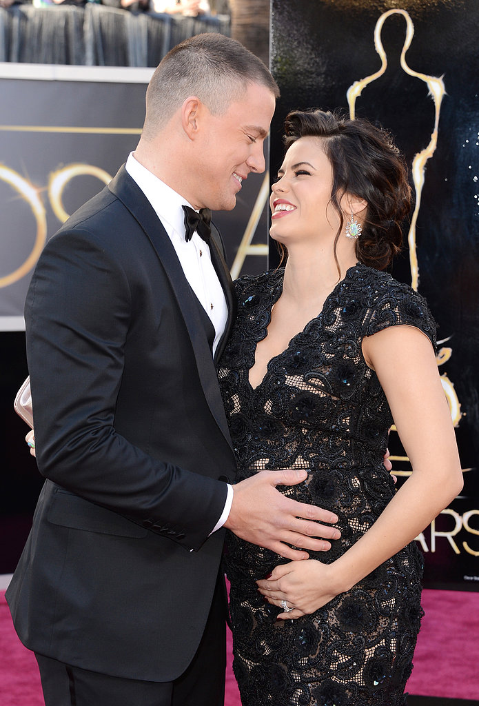 Channing Tatum and his pregnant wife, Jenna Dewan, shared a sweet moment on their way into the Oscars.
Channing Tatum and his pregnant wife, Jenna Dewan, shared a sweet moment on their way into the Oscars.