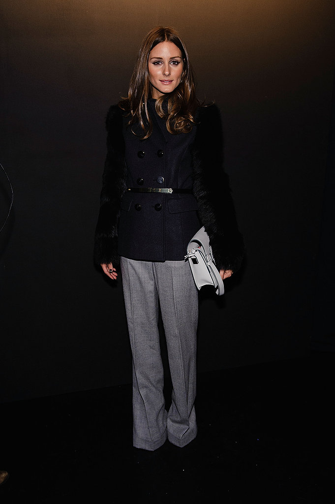 Olivia went sleek and sophisticated in a shearling-sleeved coat and wide-legged trousers, both by Monika Chiang, at Lincoln Center in NYC.
Olivia went sleek and sophisticated in a shearling-sleeved coat and wide-legged trousers, both by Monika Chiang, at Lincoln Center in NYC.