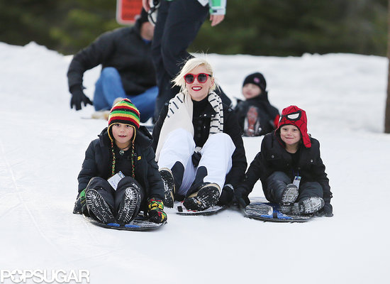 Gwen Stefani wore a striped scarf to go sledding with her sons Kingston Rossdale and Zuma Rossdale. Gwen Stefani wore a striped scarf to go sledding with her sons Kingston Rossdale and Zuma Rossdale.