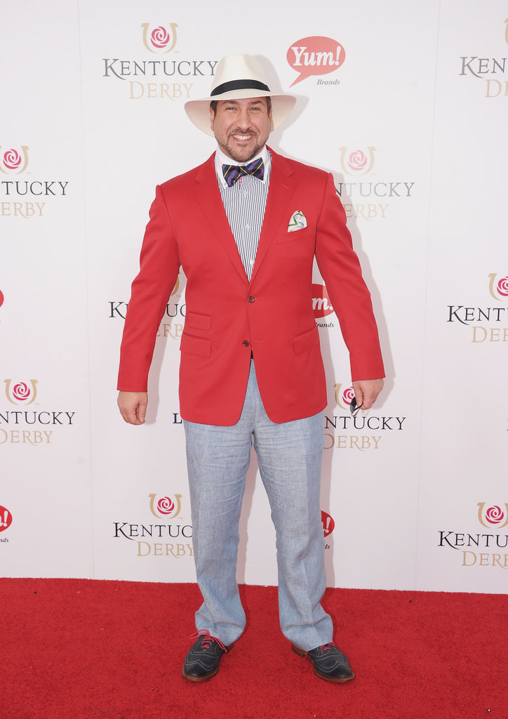 Joey Fatone accessorized his dapper look with a straw hat in 2012.
Joey Fatone accessorized his dapper look with a straw hat in 2012.