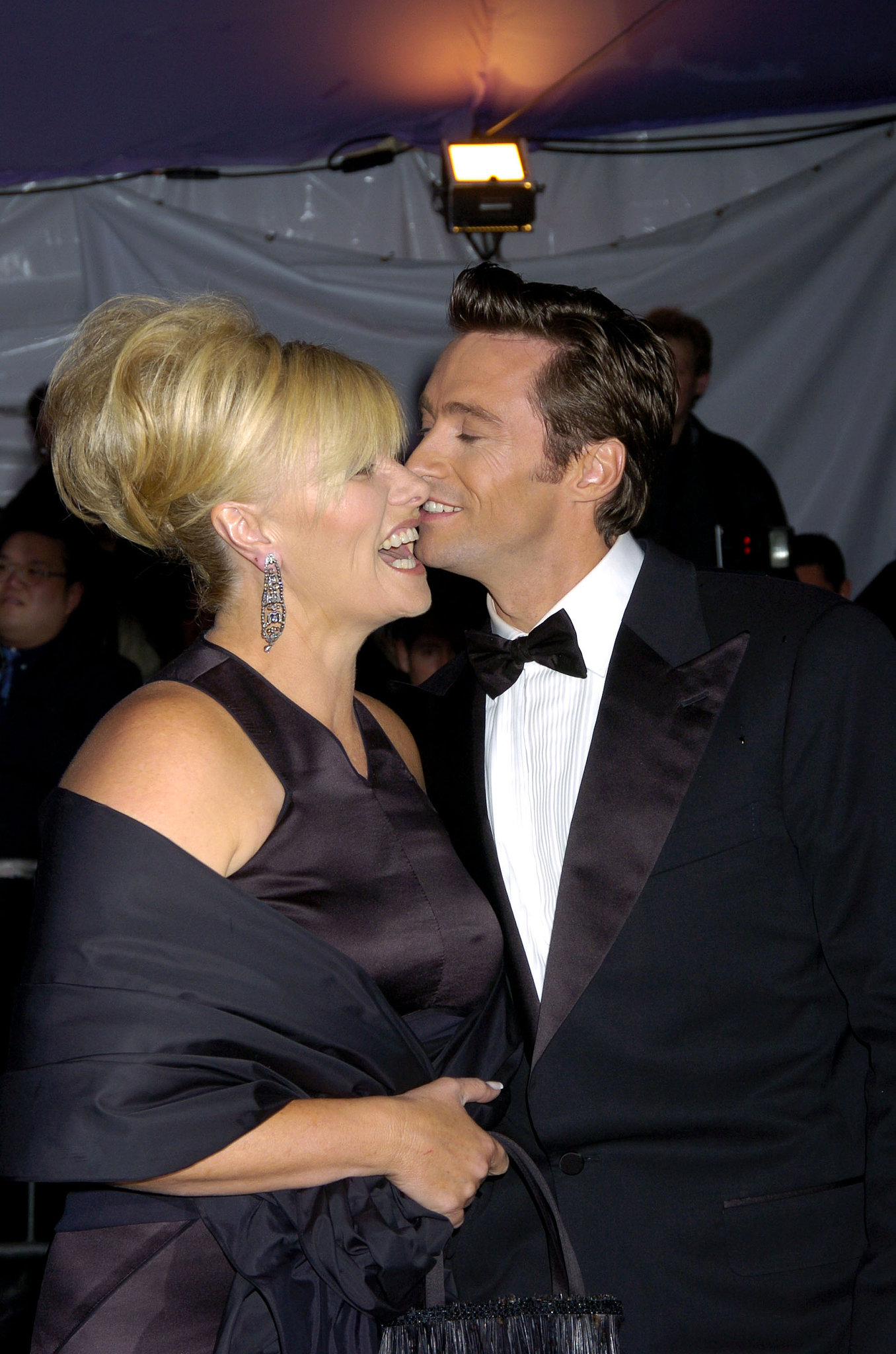 Hugh Jackman And Deborra-Lee Furness In 2004 | Red Carpet Rewind: Met ...