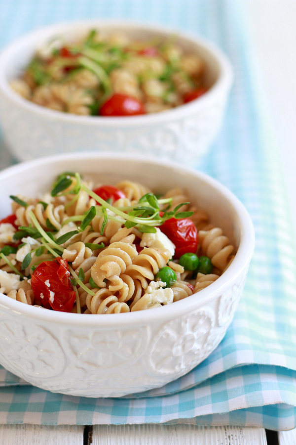 Whole-Wheat Pasta Salad With Feta and Peas | 21 Pool-Party Pastas the ...