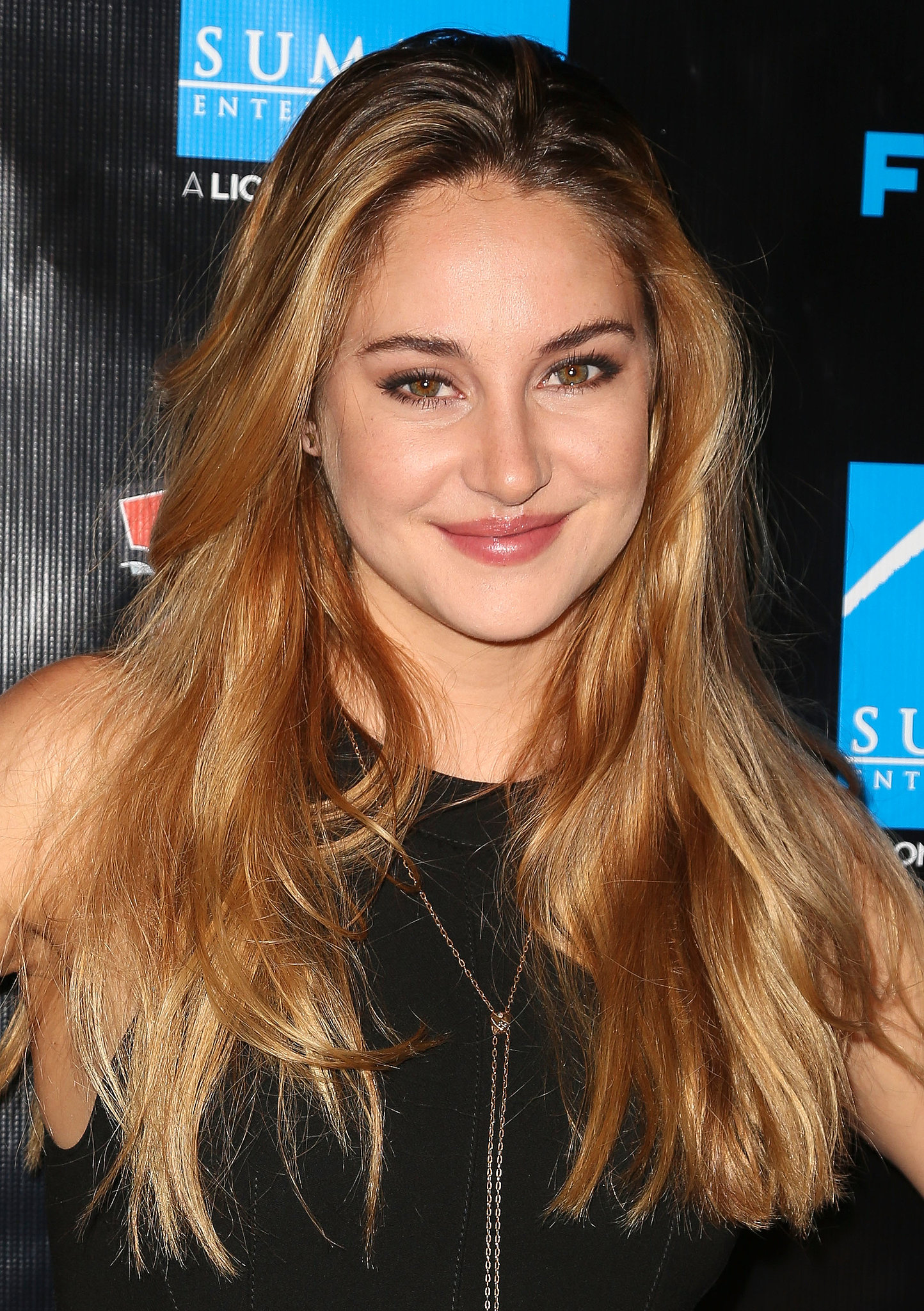 With Her New Blond Hair On Display Shailene Woodley Opted For A Sexy