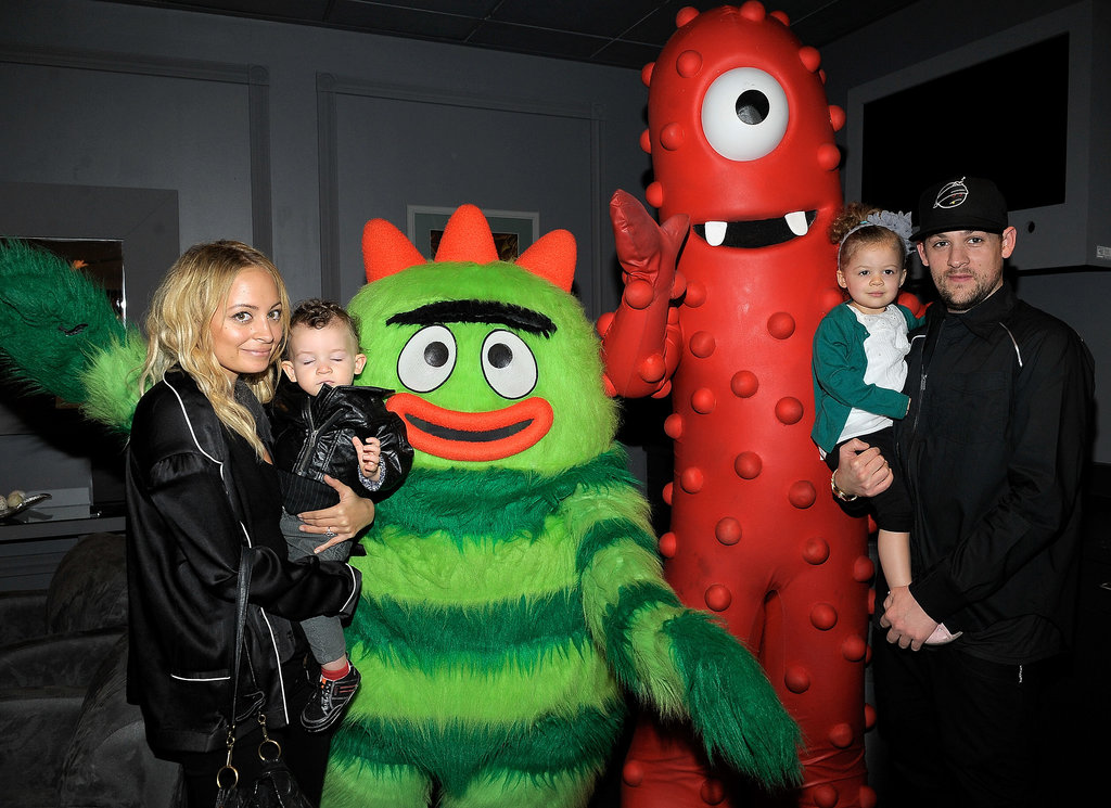 Nicole and Joel brought their kids, Harlow and Sparrow, to a Yo Gabba Gabba! concert in LA in November 2010.
Nicole and Joel brought their kids, Harlow and Sparrow, to a Yo Gabba Gabba! concert in LA in November 2010.
