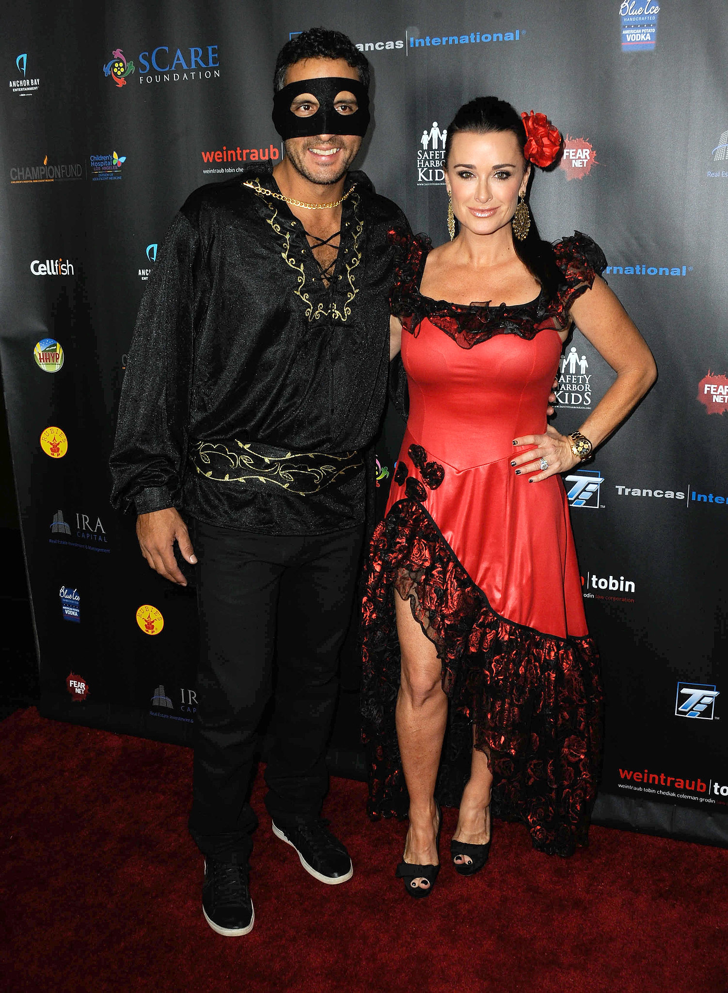 Is Mauricio Umansky Hispanic?  The Definitive Answer - cr5hg3c