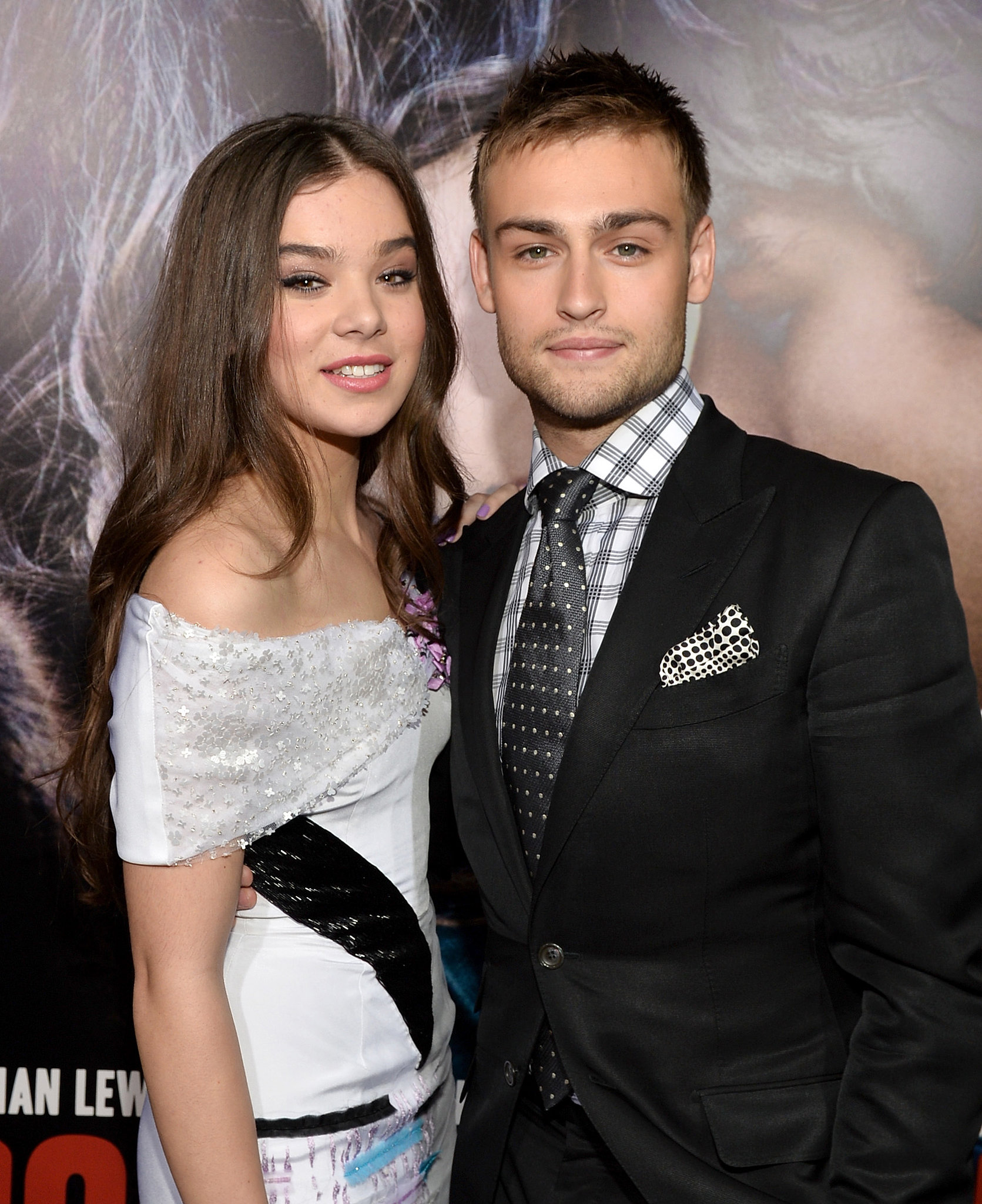 Is hailee steinfeld dating douglas booth