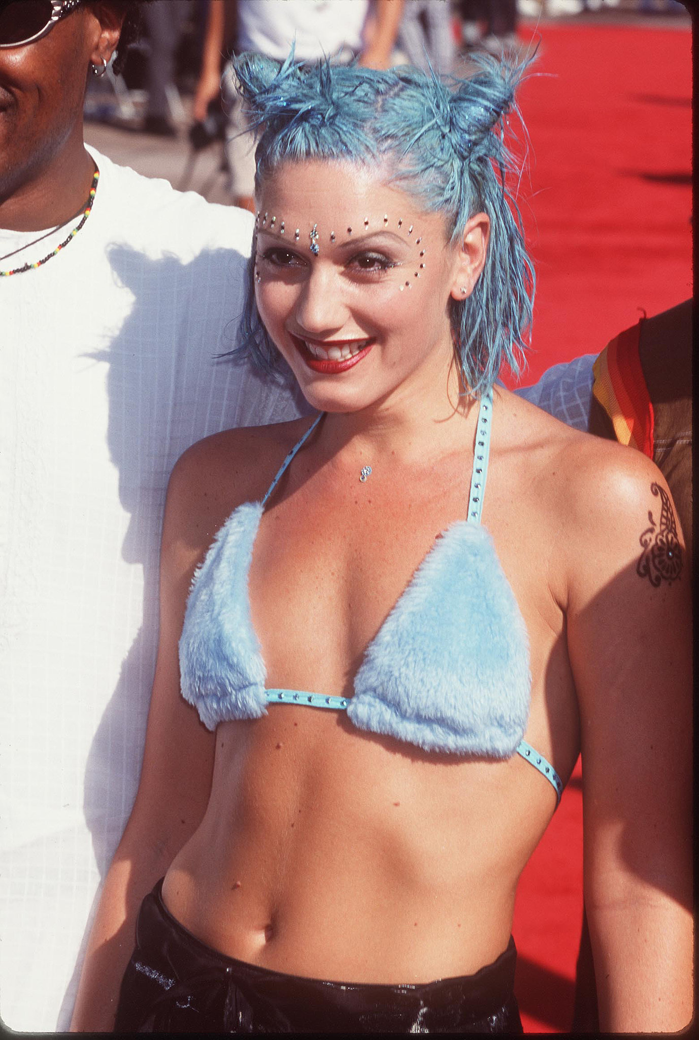 Gwen Stefani Celebrities of the '90s and the Beauty Looks They Loved