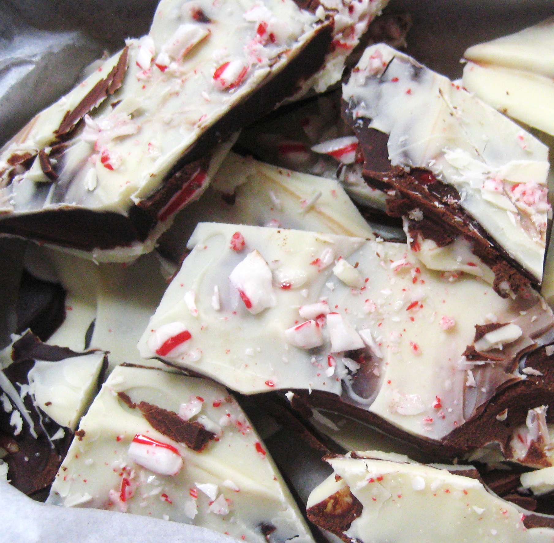 costco peppermint bark