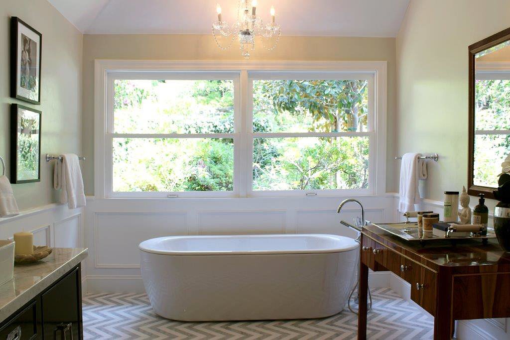 PS I couldn't help but notice the modern floating tub in the