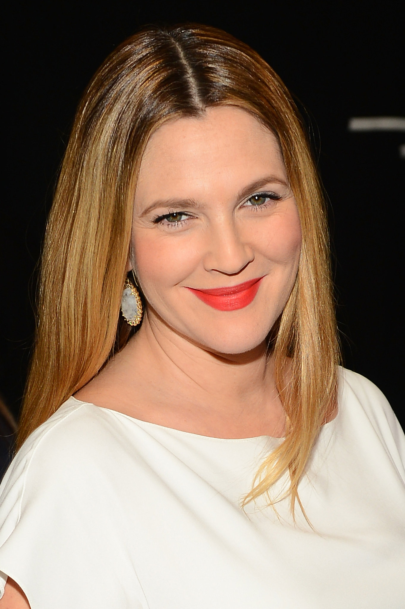 Drew Barrymore | 360 Degrees of Beauty From the People's Choice Awards