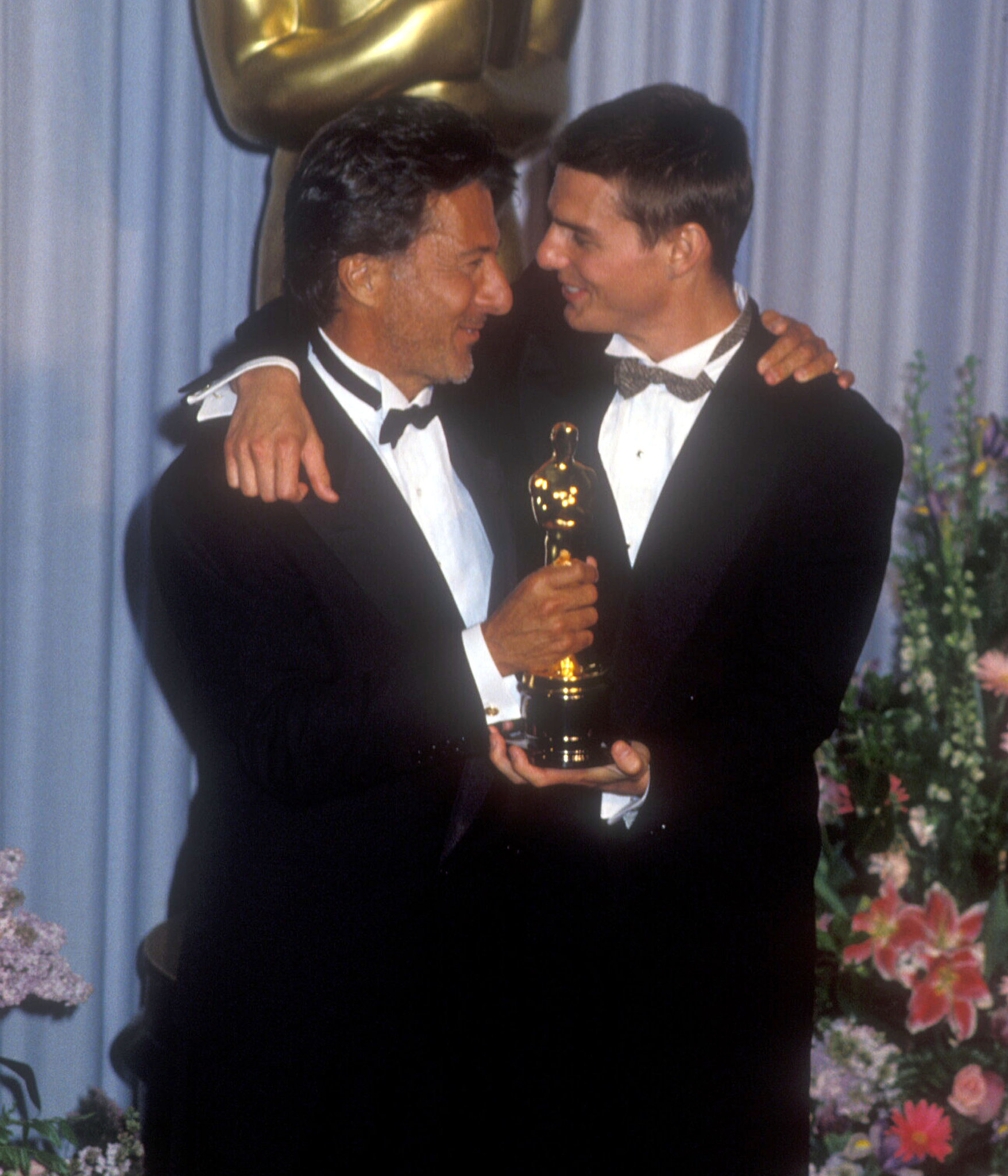 Dustin Hoffman and Tom Cruise, 1989 All the Fun Vintage Pictures From