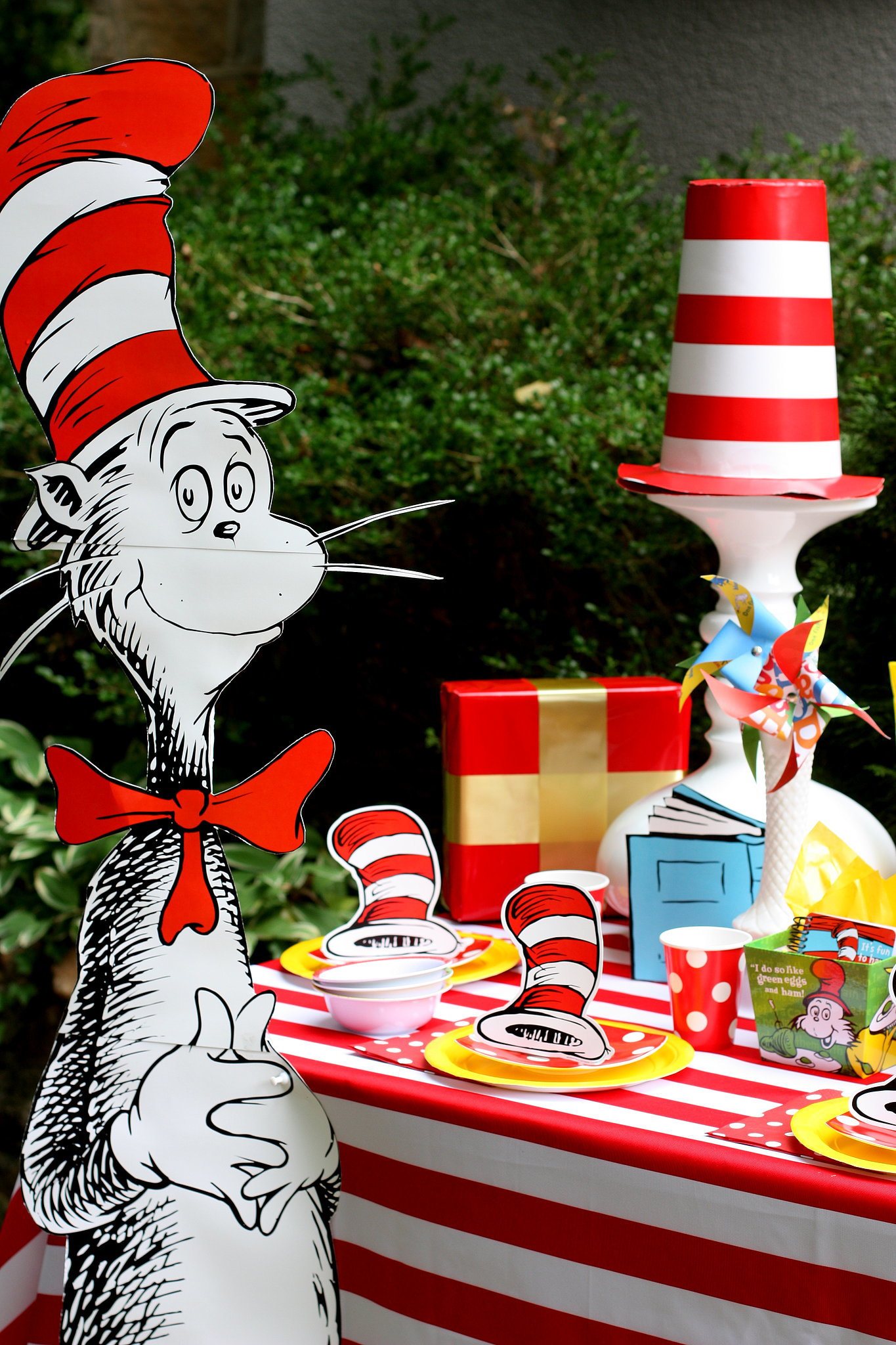 cat-in-the-hat-photo-prop-welcome-to-seussville-a-dr-seuss-themed