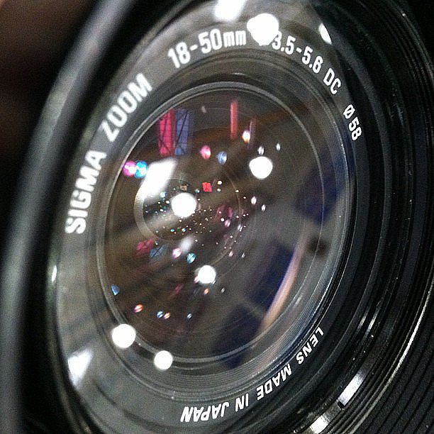 Travel with your camera? Here are a few tips on how to clean your lenses.
Source: Instagram user juliearmisen
Travel with your camera? Here are a few tips on how to clean your lenses.
Source: Instagram user juliearmisen