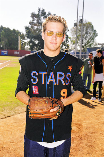 When He Rocked Tinted Yellow Glasses For an MTV Event When He Rocked Tinted Yellow Glasses For an MTV Event