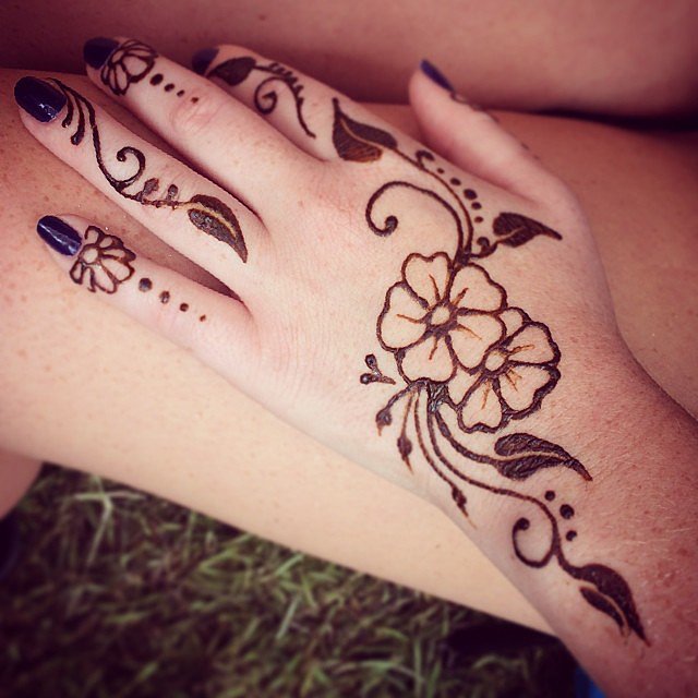 Holler For Henna Holler For Henna