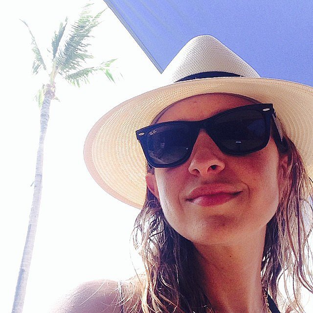 Jennifer Meyer shared a selfie after hitting the beach.
Source: Instagram user jenmeyerjewelry
Jennifer Meyer shared a selfie after hitting the beach.
Source: Instagram user jenmeyerjewelry