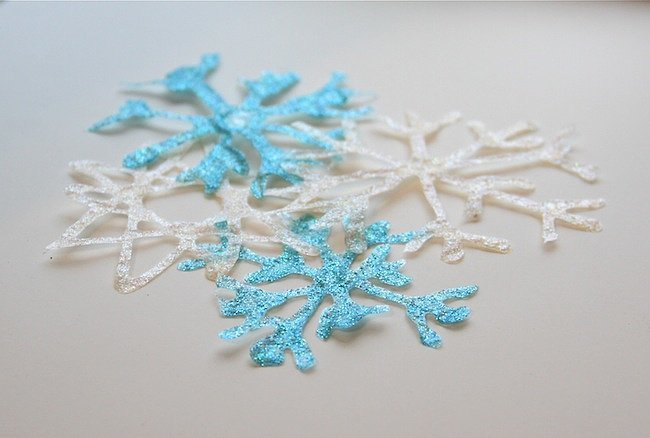 Glittered Glue Snowflakes Glittered Glue Snowflakes
