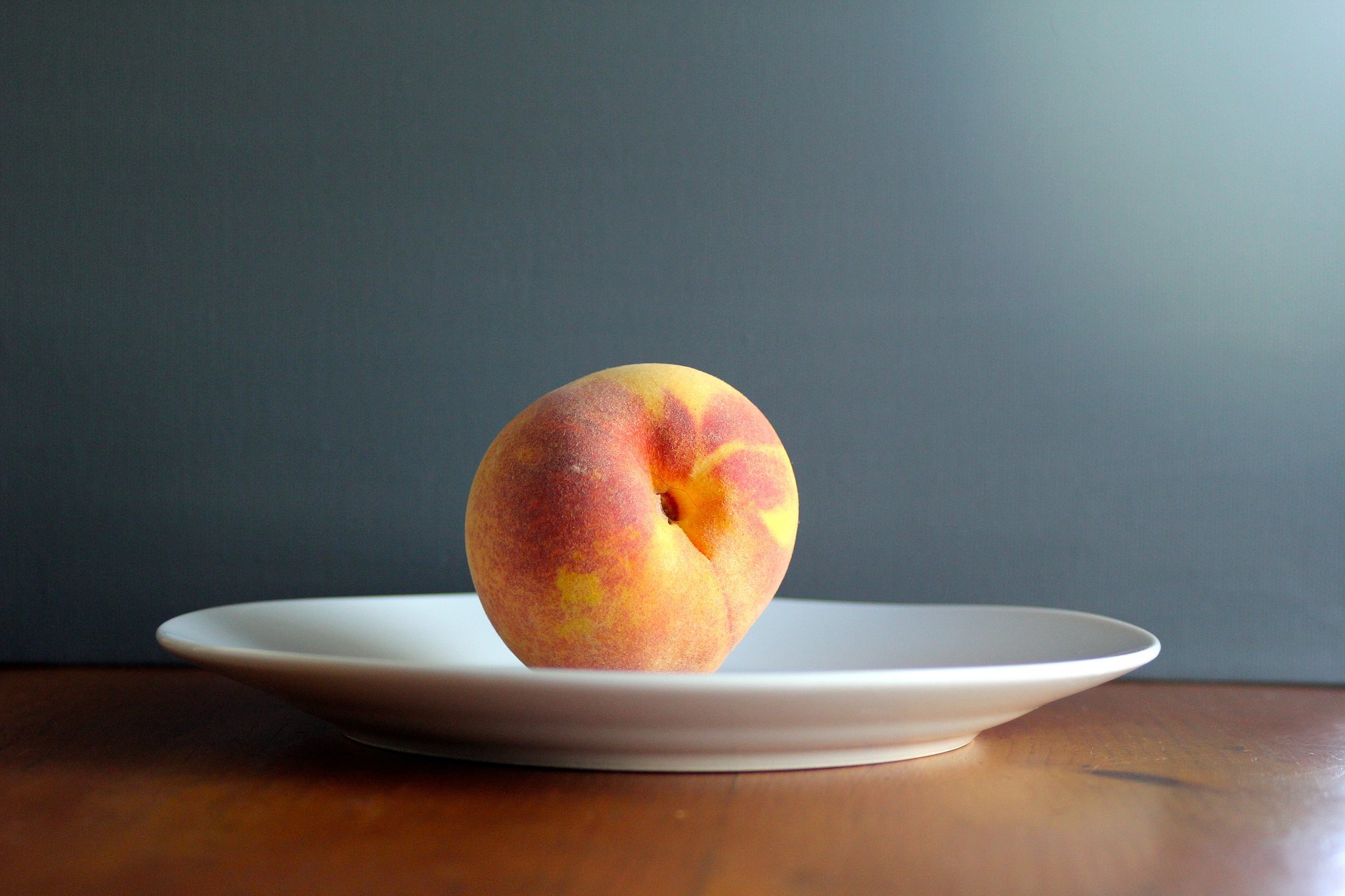 Peach What Does 1 Serving of Fruit Really Look Like? POPSUGAR