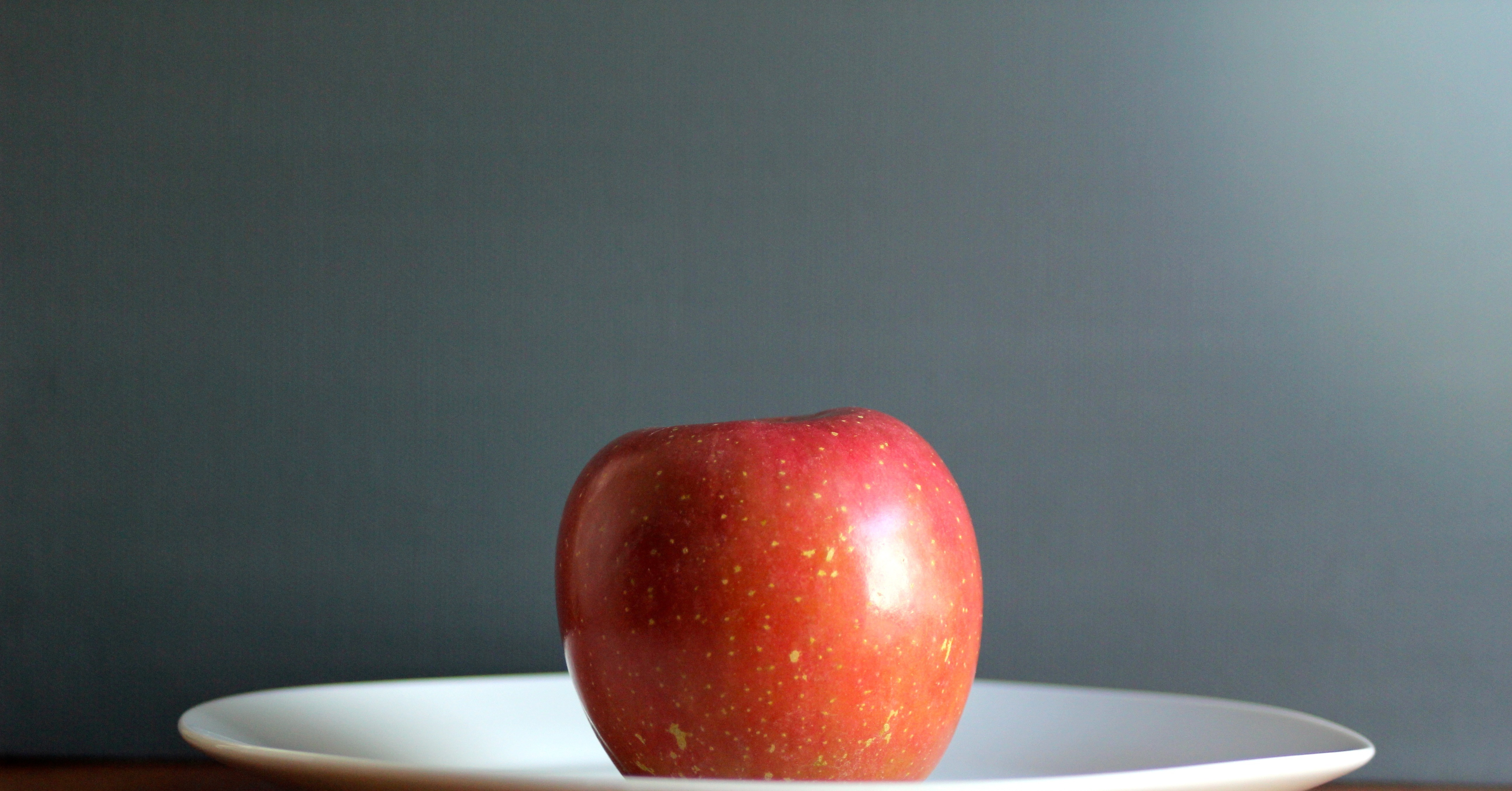 apple-what-does-1-serving-of-fruit-really-look-like-popsugar