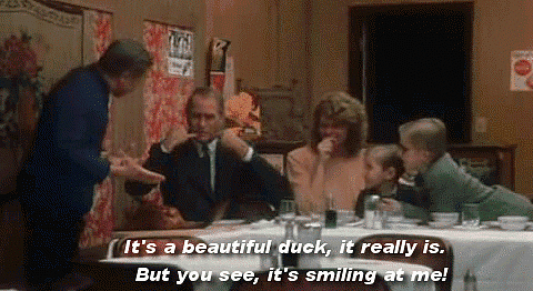 Christmas-Disaster-Find-Nearest-Chinese-Restaurant.gif