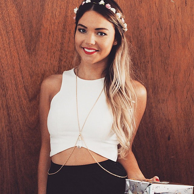 Sam frost dating website