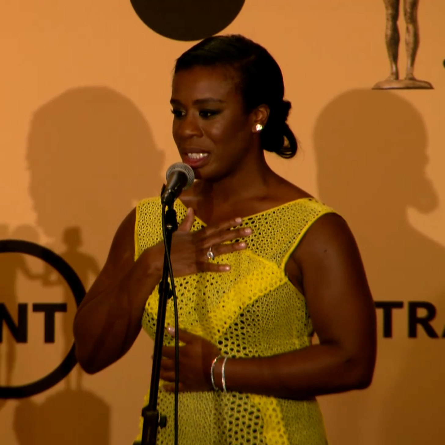 Uzo Aduba desktop Wallpapers