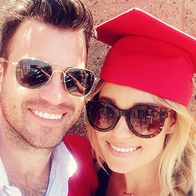 She celebrated William's graduation day.
She celebrated William's graduation day.