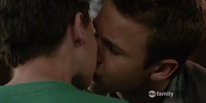 'The Fosters' Features Same-Sex Kiss Between 13-Year-Olds 'The Fosters' Features Same-Sex Kiss Between 13-Year-Olds