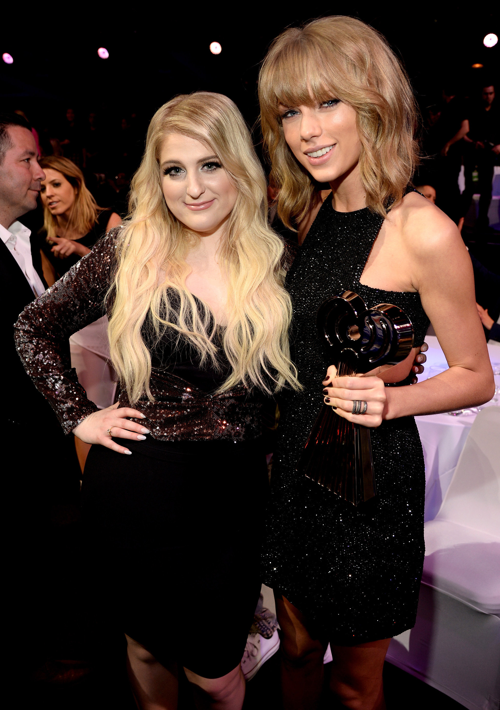 Meghan Trainor And Taylor Swift Go Inside The Iheartradio Music Awards With The Best Snaps Of