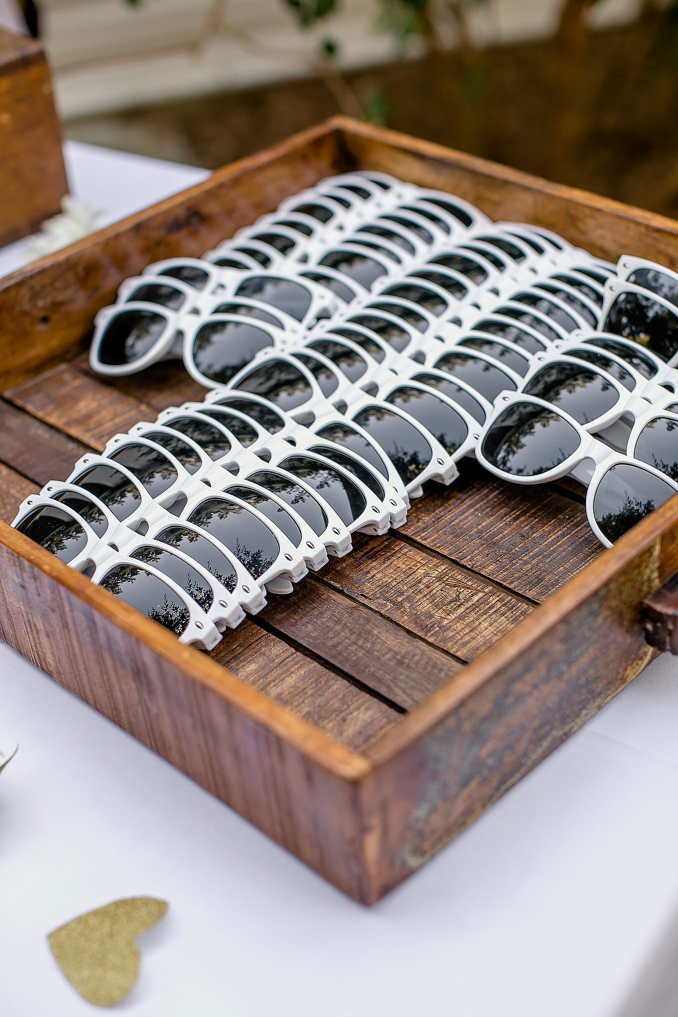 Sunglasses 30 Wedding Favors You Won't Believe Cost Under 1