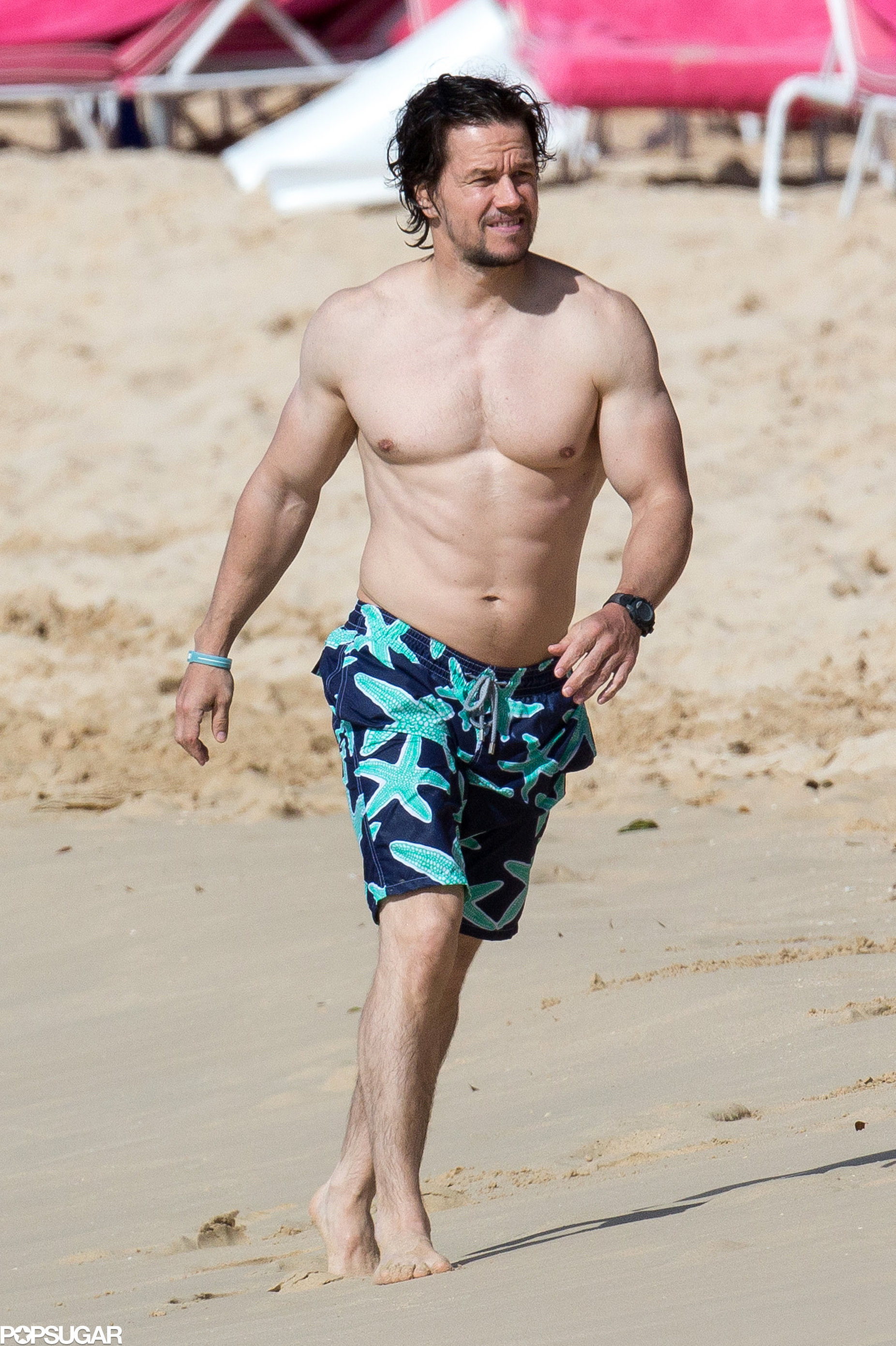 Mark Wahlberg The Sexiest Shirtless Moments Of 2015 Popsugar Celebrity 9728