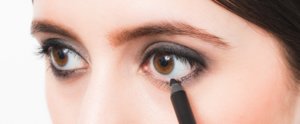 How to Re-Create the Gold Smoky Eye You Love From Pinterest