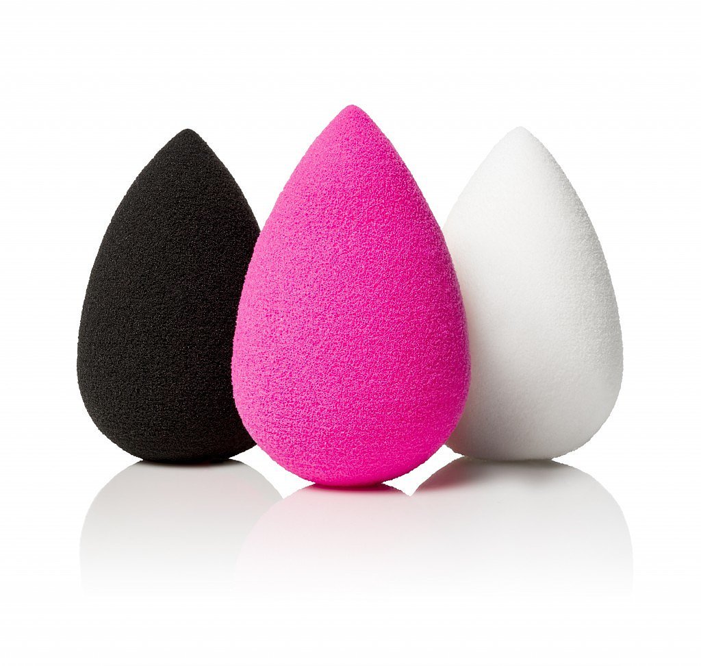 How to Use a Beautyblender Makeup Sponge  POPSUGAR Beauty Australia