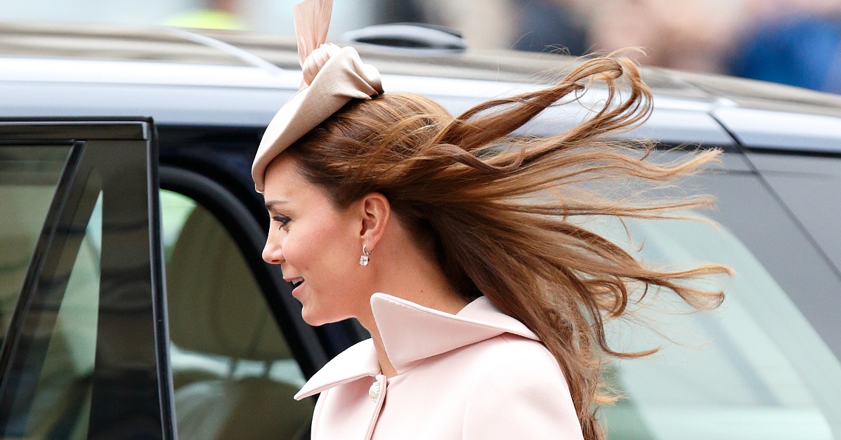 Kate Middleton's Dress Flying Up Pictures POPSUGAR Fashion