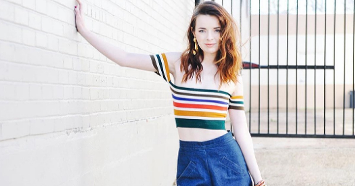 Outfits to Wear For Small Chest POPSUGAR Fashion Australia