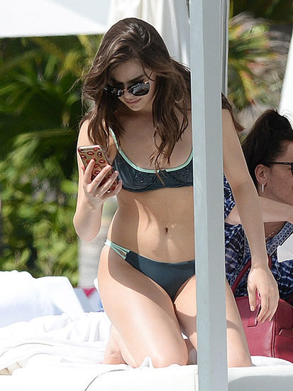 Celezz Hailee Steinfeld Wearing A Bikini At Her Hot Sex Picture