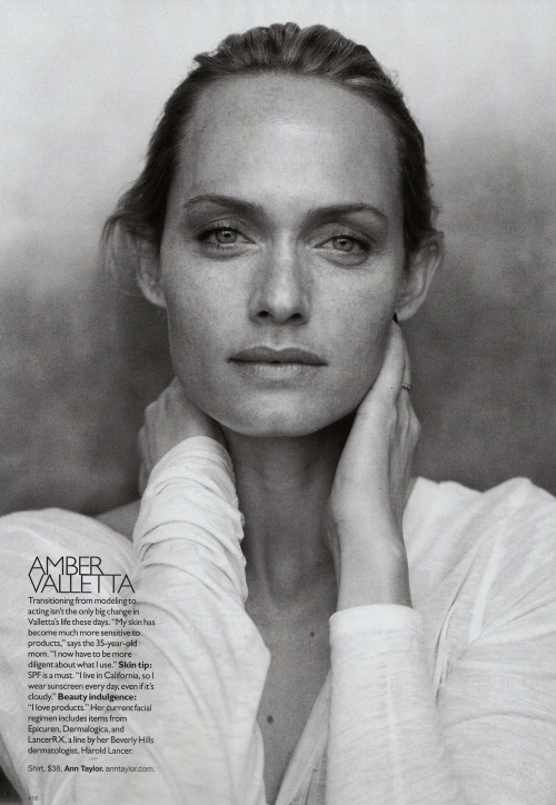 Peter Lindbergh Goes Light on Retouching Again, This Time with Supermodels for Harper's Bazaar Peter Lindbergh Goes Light on Retouching Again, This Time with Supermodels for Harper's Bazaar