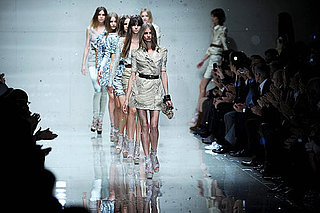 Burberry Returns to Home Turf for Spring 2010 Burberry Returns to Home Turf for Spring 2010