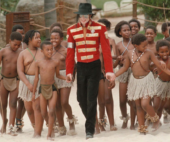 Michael Jackson spent time around the world performing, including with traditional dancers from the Entebbe Primary School in Sun City, South Africa, in 1997.
Michael Jackson spent time around the world performing, including with traditional dancers from the Entebbe Primary School in Sun City, South Africa, in 1997.
