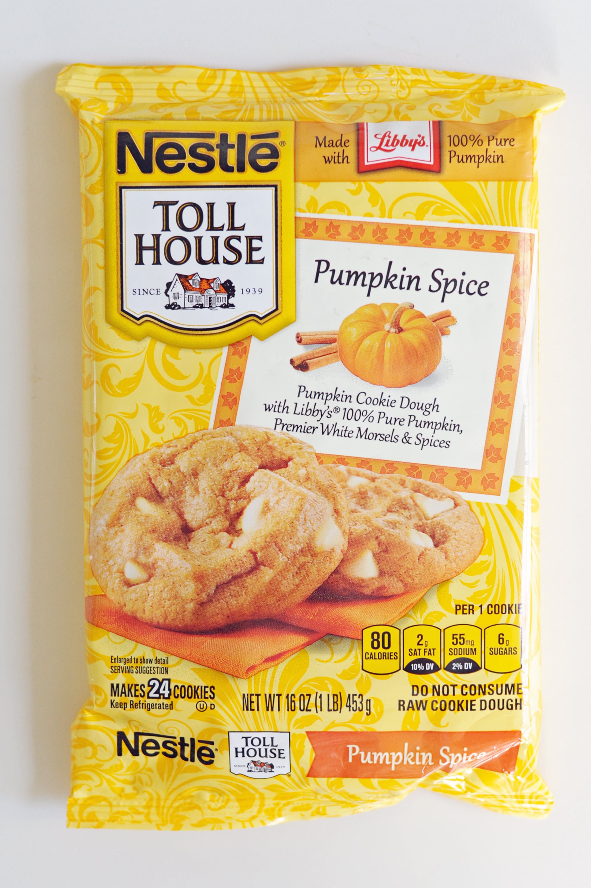 Nestlé Toll House Pumpkin Spice Refrigerated Cookie Dough 124 Pumpkin
