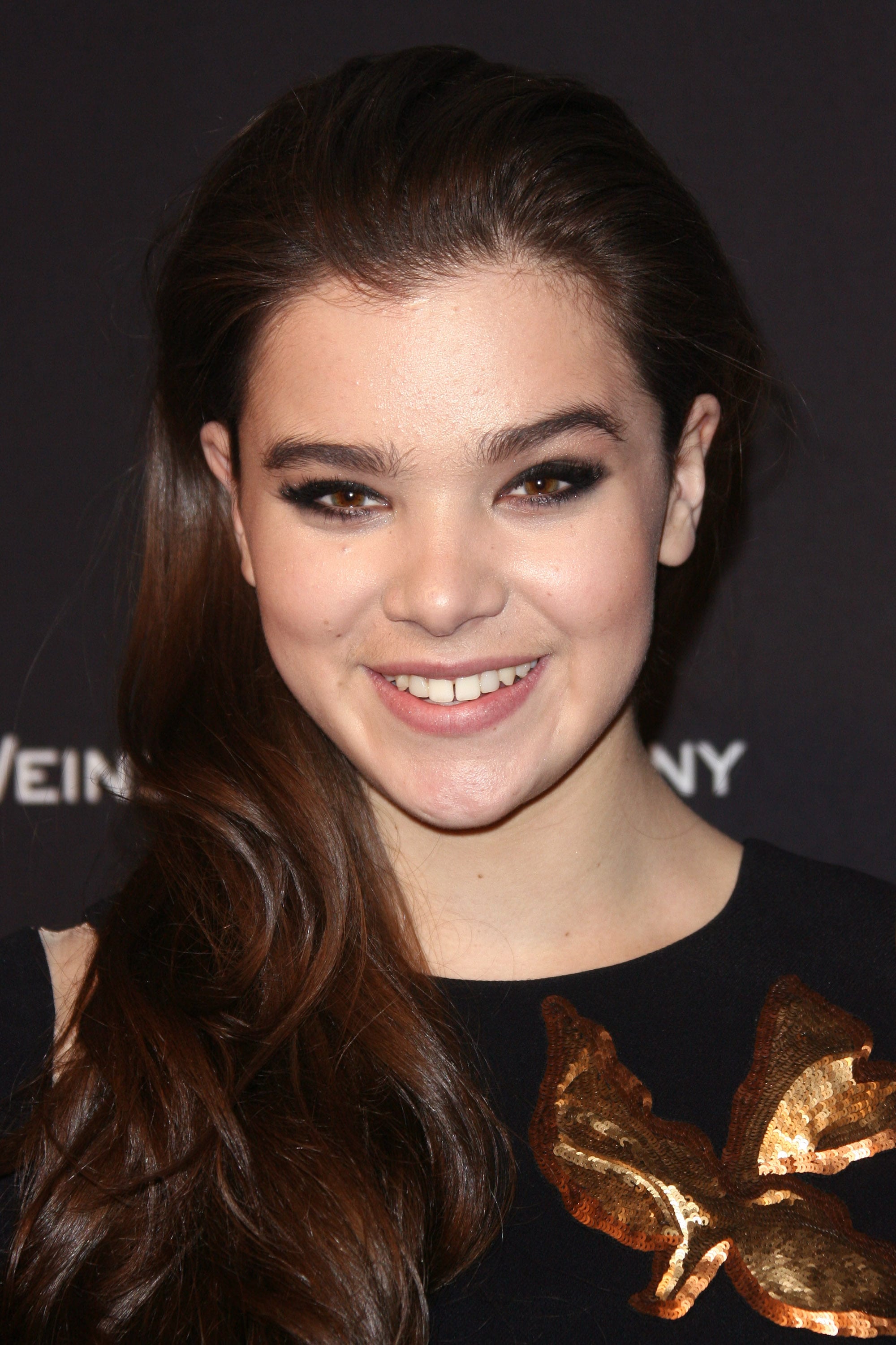 Hailee Steinfeld | 10 Celebrity Eyebrows That Would Even Make Frida
