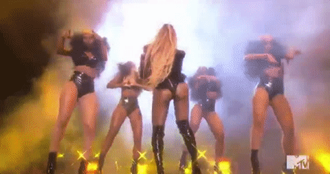 Beyonce-MTV-Music-Video-Awards-Performan