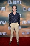 Chris Pine Shows Premiere Hell