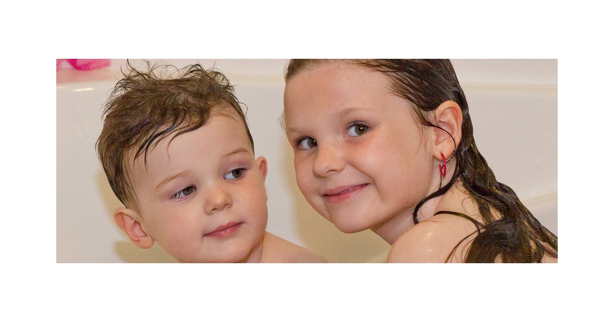 When Siblings Should Stop Bathing Together Popsugar Moms