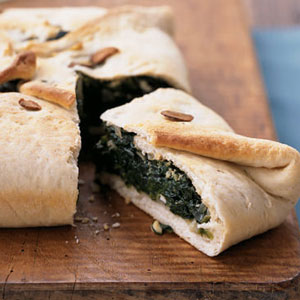 Fast & Easy Dinner: Spinach-Feta Calzone Casserole Fast & Easy Dinner: Spinach-Feta Calzone Casserole