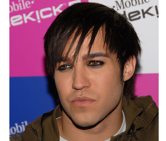 an old picture HAHHHAHAHAH). and pete wentz is the guitarist of fall out bo...